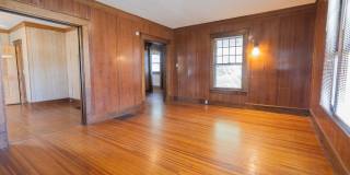 Large Centrally Located Home for Rent! Gallery 14