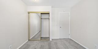 Williamsburg Apartments Gallery 16