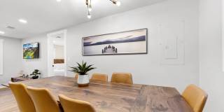4731 Spruce Street Gallery 27
