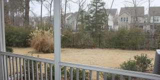 Room in 3 Bedroom Home in Cary Gallery 21