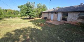 Charming 4 Bedroom Home Near Tinker AFB Gallery 23