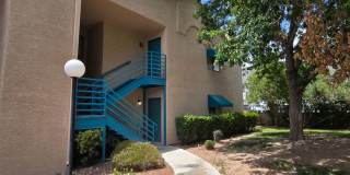 A Fabulous 2 Bedroom, 1 Bathroom Downstairs Unit. Gallery 1