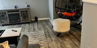 Charming 2BR House in Burtonsville Gallery 14