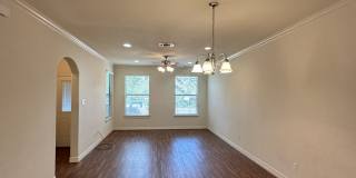212 South Tesch Street Gallery 4