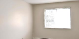 1077 Van Dyke Street - 305 Gallery 12