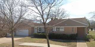 7225 E Prairie Gallery 1