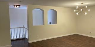 Cozy Town Home For Rent Gallery 10