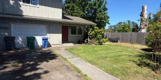 Nice 2/Bedroom 1-1/2 Bath Duplex In Bethel Area Gallery 1