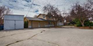 Large home with shop on over 1/2 acre. Gallery 5