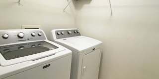Beautiful South Lakewood Home with Updates, Space & Convenience! Available 8/10/2026 Gallery 19