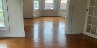 179 Ivy Street Gallery 26