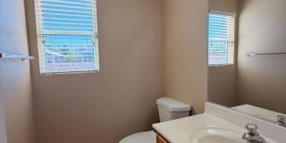 3 Bedroom House with Pool Gallery 12