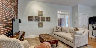 715 N 4th Street Gallery 7