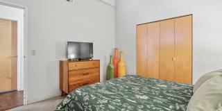 Heinz Lofts Gallery 11