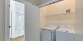 Cool and modern urban loft in Uptown Charlotte! Gallery 25