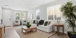 SPACIOUS & CLEAN 2 STORY, 4 BEDROOM, 2.5 BATH IN NATOMAS Gallery 3