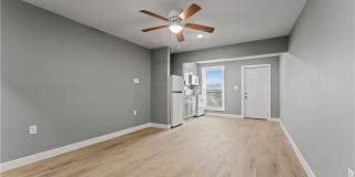 103 N SCANLAN Street Gallery 5