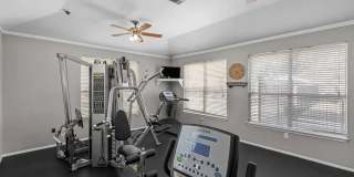 Encino Park Apartments Gallery 1