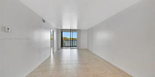 117 Lake Emerald Dr Gallery 12