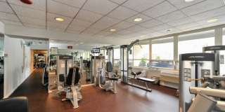 111 Unit 25 East Chestnut St. Gallery 4