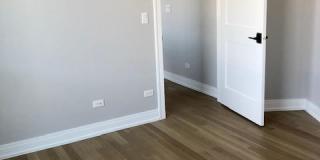 1046 W Cornelia Gallery 8