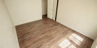 1336 Elm Street Gallery 22