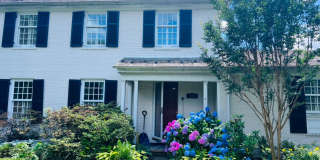 Spacious 4-Bedroom Single Family House in Baltimore Spacious 4-Bedroom Single Family House in Baltimore Gallery 1