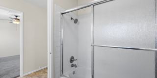 Spacious Home on Corner Lot! Gallery 33