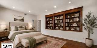 Glen Towers Gallery 1