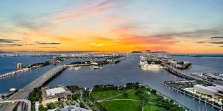 1100 Biscayne Boulevard Gallery 15