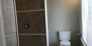 Single Family Home 3 beds 2 full bath Available Now! Gallery 12