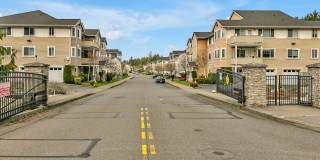 Perfectly Placed Condo In the Heart of Puyallup Gallery 3