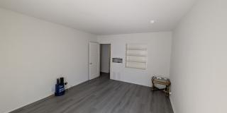 2183 West 27th Street Gallery 5