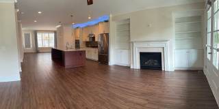 3 Bed/3.5 Bath Townhome For Lease Within Walking Distance to Downtown Woodstock Gallery 24