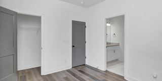 Modern Townhome in Rosewood – Walk to USC, Dining & More! Gallery 25