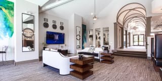 The Metro Gallery 28