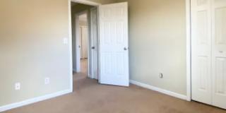 Ready To View!!! Great Location!!!! Gallery 9