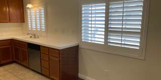 Cozy Town Home For Rent Gallery 14