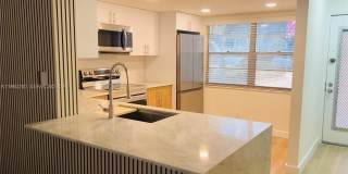 2402 Antigua Cir Gallery 1