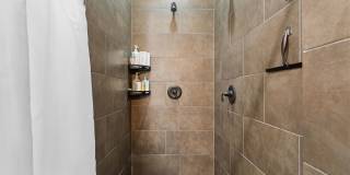 This luxurious townhouse on Cherry St. Gallery 31