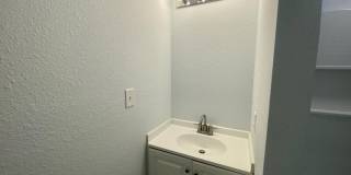 1628 S HAMILTON ST Gallery 9