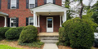 3 Bedroom 1.5 Duplex Gallery 1