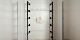 1704 80 East Gallery 16