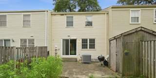 Conveniently located near shopping, dining, parks, and everything Northern Virginia has to offer. Gallery 24