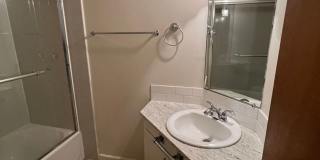 0740O - The Mariposa Apartments Gallery 6