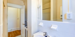 The Cortland Gallery 6