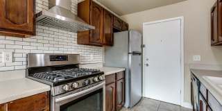 4-BEDROOM NEAR THE MEDICAL CENTER! Gallery 8