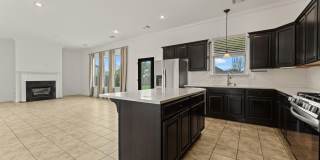18642 Lake Harbor Ln Gallery 10