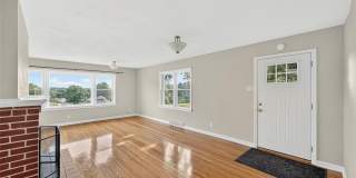 105 N Elm Street Gallery 4