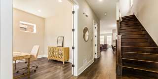 933 Pullman Place Gallery 6